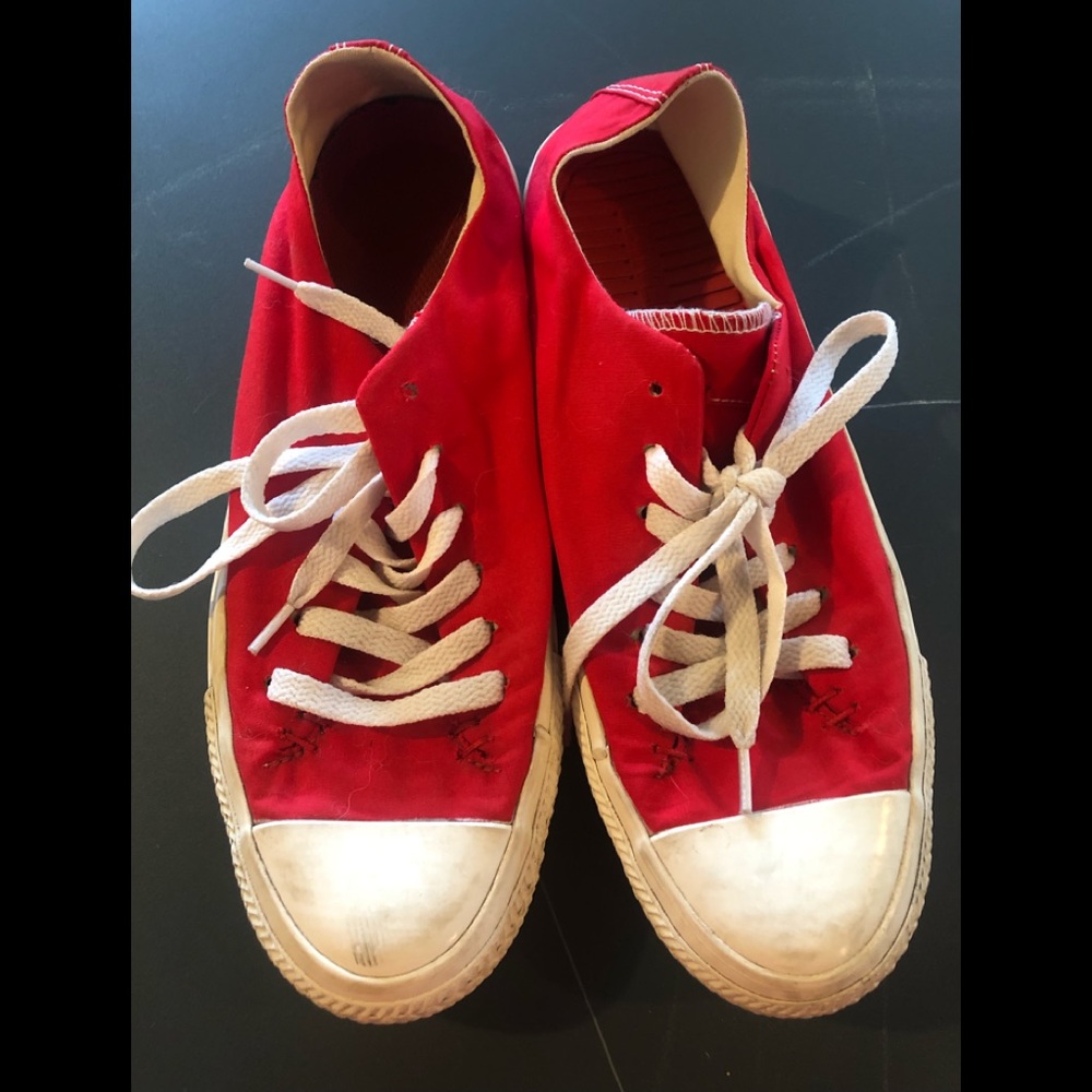 Red Converse Chuck Taylor Sawyer Ox